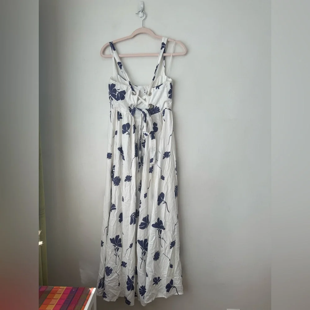 Petal & Pup Hazel Navy Floral Maxi Dress L - Picture 3 of 9